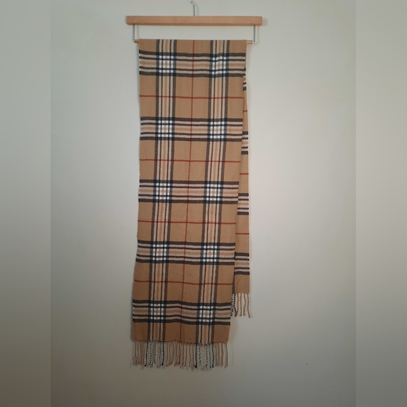 100% Cashmere Scarf - Picture 4 of 8